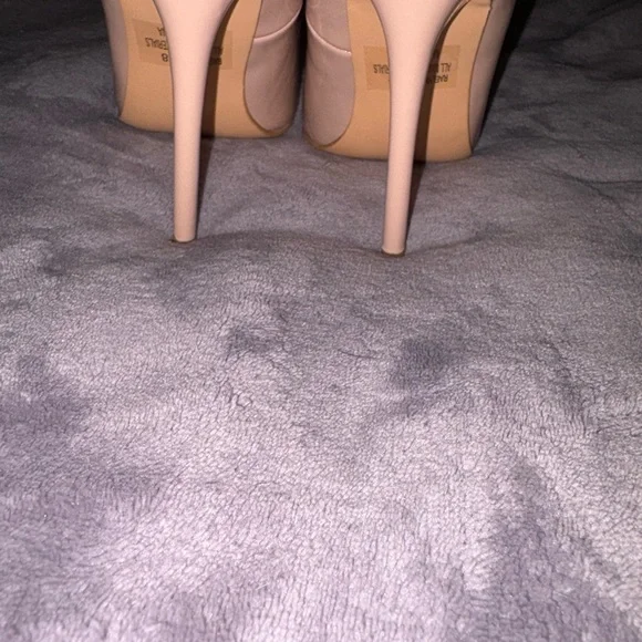 Fashion Nova Blush Pink Heels - Picture 3 of 6